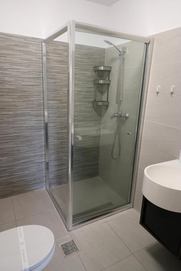 Apartamento Charming Cozy Studio - Old Town - Free Minibar Bucarest Exterior foto